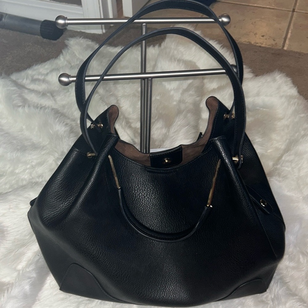 New, Sondra Roberts, Squared, shoulder/handbag, light weight with gold accents.